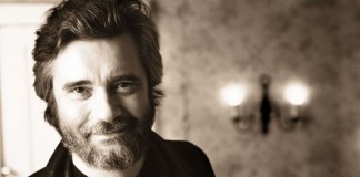 Alla scoperta degli “Amorazzi” di Max Manfredi Max Manfredi bn