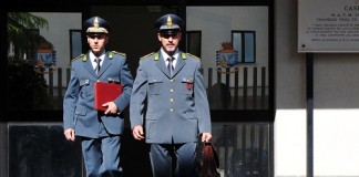 Viterbo, pirateria digitale: sequestrati file musicali, denunciate 5 persone Viterbo sequestro di file musicali e computer