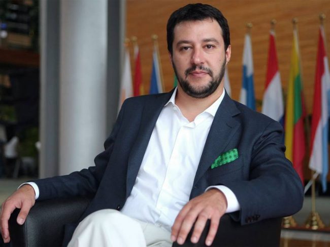 Salvini: “Nessuno mi convincerà su improbabili eserciti unici”