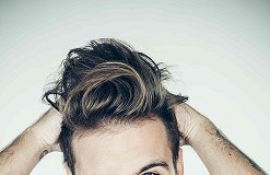 Classifica: “Noi siamo Infinito” di Alessio Bernabei entra direttamente al secondo posto