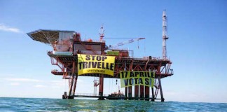Greenpeace, esposto contro le “trivelle fuorilegge” in 30 procure della Repubblica Greenpeace, esposto contro le "trivelle fuorilegge" in 30 procure della Repubblica