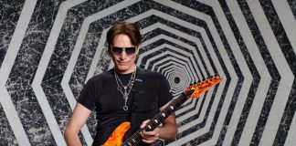 Steve Vai, edizione speciale per il 25° di ‘Passion and Warfare’ Steve Vai