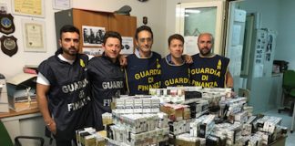 Caserta, arrestato contrabbandiere di sigarette Caserta, arrestato contrabbandiere di sigarette