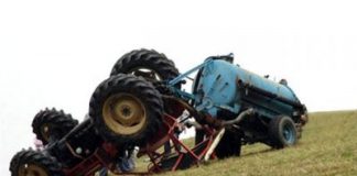 Chieti, rimane schiacciato dal trattore e muore sul colpo