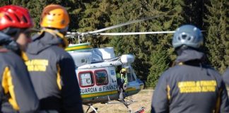 Piacenza, escursionista di 75 anni ha un malore e muore Courmayeur, soccorso alpino insegna la sicurezza in montagna