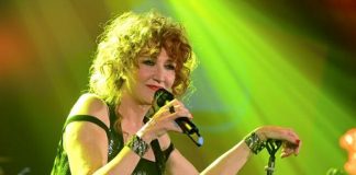 Fiorella Mannoia a Villa Bertelli per omaggiare Lucio Dalla Fiorella Mannoia Villa Bertelli