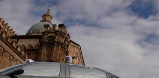 Sicilia, sequestrati gioielli e immobili per oltre 6 milioni di euro Palermo Guardia di Finanza