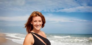 Le cougar in vacanza prendono le ferie anche dai loro toyboy?
