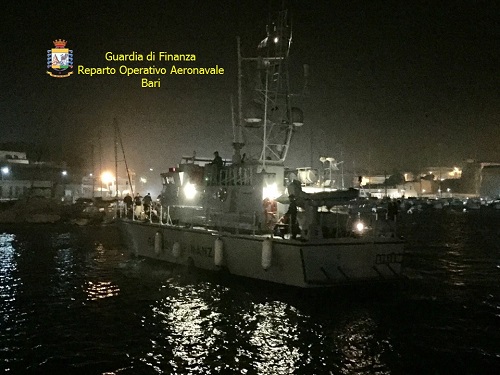 Canale Otranto sbarco migranti