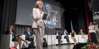 Fertility Day: le malattie sessualmente trasmissibili colpiscono 1 caso su 3 lorenzin