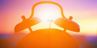Cambio dell’ora: Ora Solare, ecco gli effetti sull’organismo sveglia-orasolare