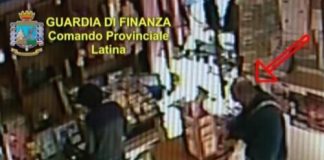 Scoperti tre falsi ciechi a Fondi (LT), beneficiavano di pensioni d’invalidità scoperti-tre-falsi-ciechi-a-fondi