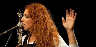 Agnese Valle presenta “Venite a Teatro che casa è troppo piccola” Agnese Valle