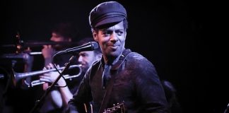 James Kakande torna con il singolo “Three Chords and a Poem” James Kakande