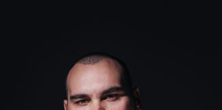 Ensi: dall’1 settembre incontra i fan negli store delle principali città italiane per presentare ‘V’