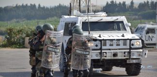 I militari italiani di UNIFIL addestrano le Forze Armate Libanesi sulle tecniche e procedure di controllo della folla