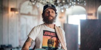Classifica musica italiana dicembre 2017: novità Top 10 Jovanotti nella classifica musica italiana dicembre 2017