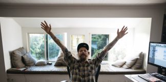 Jovanotti: “Forse a fine ottobre riusciamo a darci un appuntamento vero per l’estate 2022”