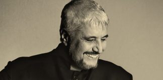 40 anni dal concerto di Pino Daniele in piazza Plebiscito, speciale sul sito Internet del Mattino