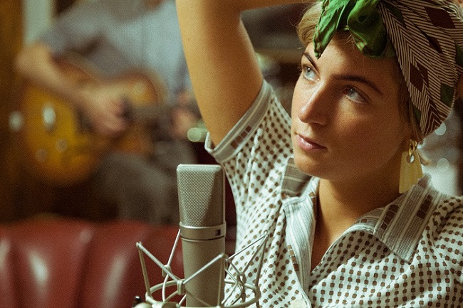 Irene Maggi: dal 16 marzo esce il nuovo disco "Tank Girl" Irene Maggi: dal 16 marzo esce il nuovo disco "Tank Girl"