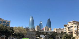 Antonio Razzi osservatore internazionale delle elezioni in Azerbajgian: “Baku? L’avessimo noi…”