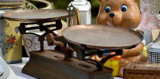 Quattro chiacchiere con Tino, bancarellaio al mercatino di Brera mercatino