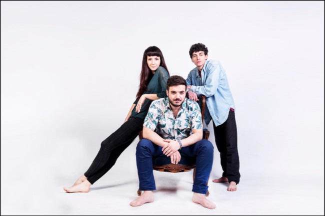 Gli Inna Cantina raccontano il loro ultimo album "A piedi nudi" Gli Inna Cantina raccontano il loro ultimo album "A piedi nudi"