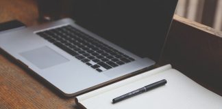 Outplacement, ricollocare i lavoratori che hanno perso il posto notebook