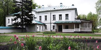 Tolstoj, una fuga fatale verso il Sud tolstoj house jasnaja pljana