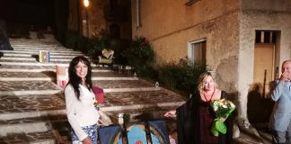 La pittrice Ester Campese all’evento solidale “Borbontinità” Ester Campese Francesca Guidi Riccardo Bramante