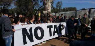 Tap, Sinistra Italiana: “Conte e il governo rendano noti documenti su penali”