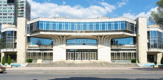 Ente Fiera Tirana, apertura del bando INTERREG II