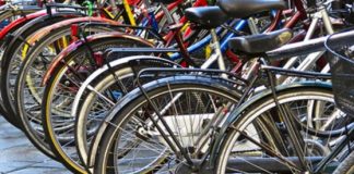 Ricerca Isfort, gli italiani sempre più a piedi e in bici