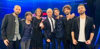 “Caramelle”, Pierdavide Carone e i Dear Jack ospiti di “Non è L’Arena”