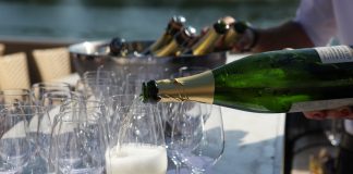 Capodanno: Coldiretti, 85 milioni di bottiglie di spumante (+35%)