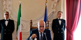 Ecco “Bentornato presidente”, Bisio: “È un inno anticattivista sull’Italia”