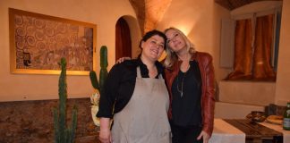 Katherine Kelly Lang: cena dai sapori toscani per la star Hollywoodiana