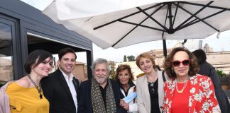 Roma, successo per la presentazione della mostra del maestro Gianni Testa