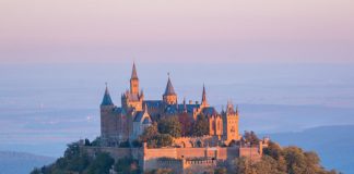 Baden-Württemberg, un cuore poliedrico in piena Germania castle hohenzollern