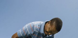 Infortuni tipici del tennis: prevenzione e cura tennista infortunato