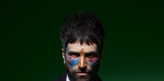 Serge Pizzorno dei Kasabian annuncia l’uscita dell’omonimo album solista per il 30 agosto