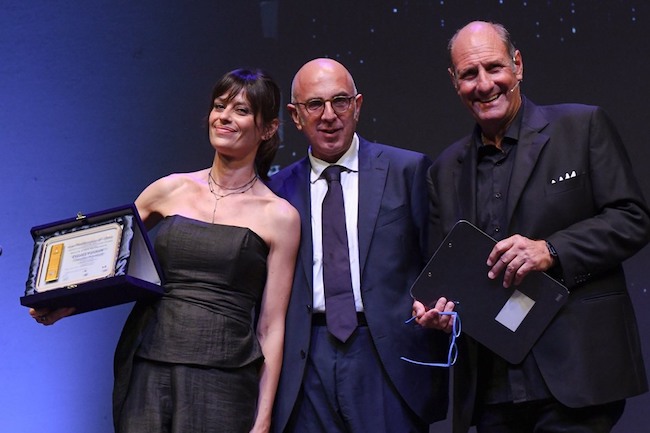 claudia pandolfi premio