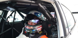 Slitta il debutto 2019 di Jonathan Giacon sulla Honda TCR kevin giacon