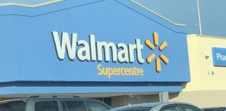 Walmart, la violenza virtuale dei videogame non verrà più promossa negozi walmart