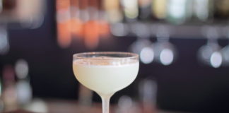Cocktail sotto le stelle, consigli per la Notte di San Lorenzo e non solo … white lady