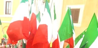 Lega e FdI in piazza, Salvini: “Se smontano il nostro operato li chiudiamo in Parlamento”