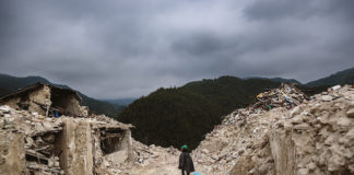 Terremoto centro Italia, Decaro (Anci): “Pronti a mobilitare 8.000 sindaci” malandra arquata del tronto