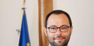Dl Rilancio, Patuanelli: “6 miliardi per le imprese che fatturano da zero a 5 milioni di euro”