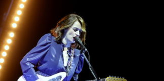 Carmen Consoli e il dolore per la morte di Erriquez: “Addio meraviglioso ragazzo” carmen consoli catanzaro