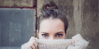 Salute degli occhi: come proteggersi dall’inquinamento “indoor” occhi blù